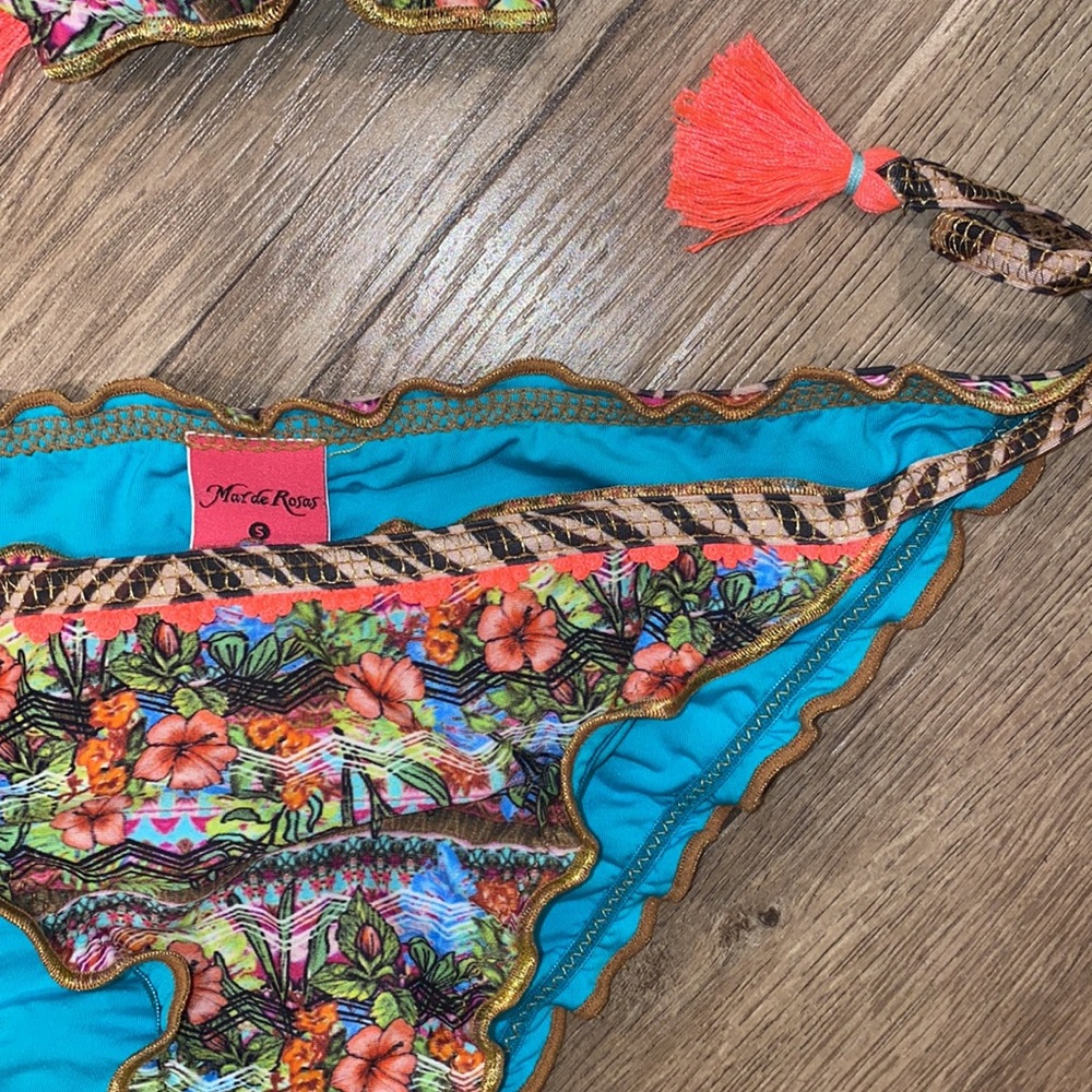 Marde Rosas bikini - Picture 5 of 6